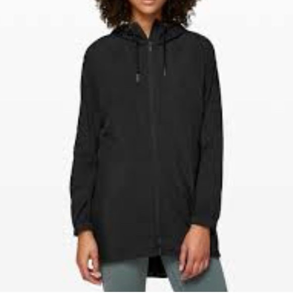 lululemon athletica Jackets & Blazers - Lululemon Seek The Sky Jacket Packable - size 10